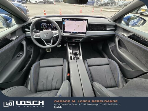 Volkswagen Passat Variant R-Line Blue 10
