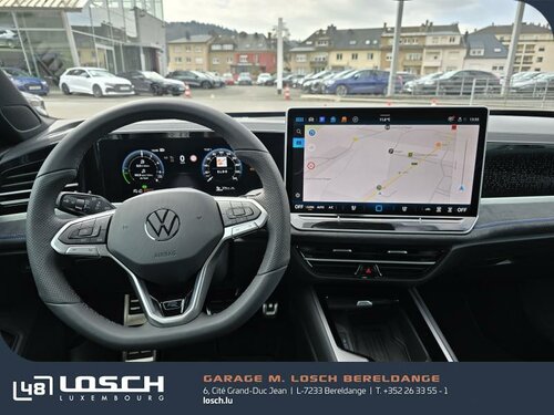 Volkswagen Passat Variant R-Line Blue 6
