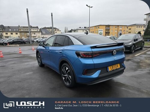 Volkswagen ID.5 Pro Blue 2