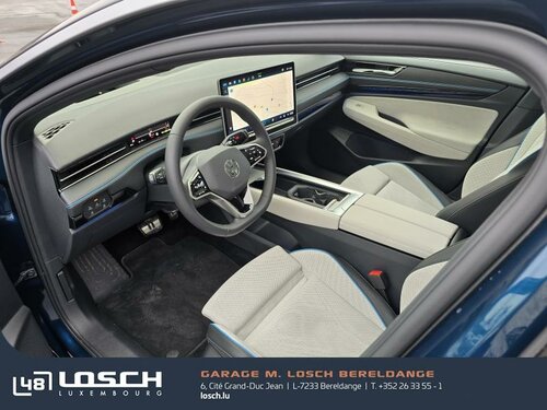 Volkswagen ID.7 Pro Blue 1